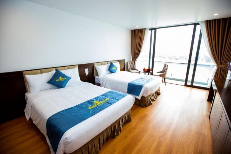 Family Balcony with Sea View